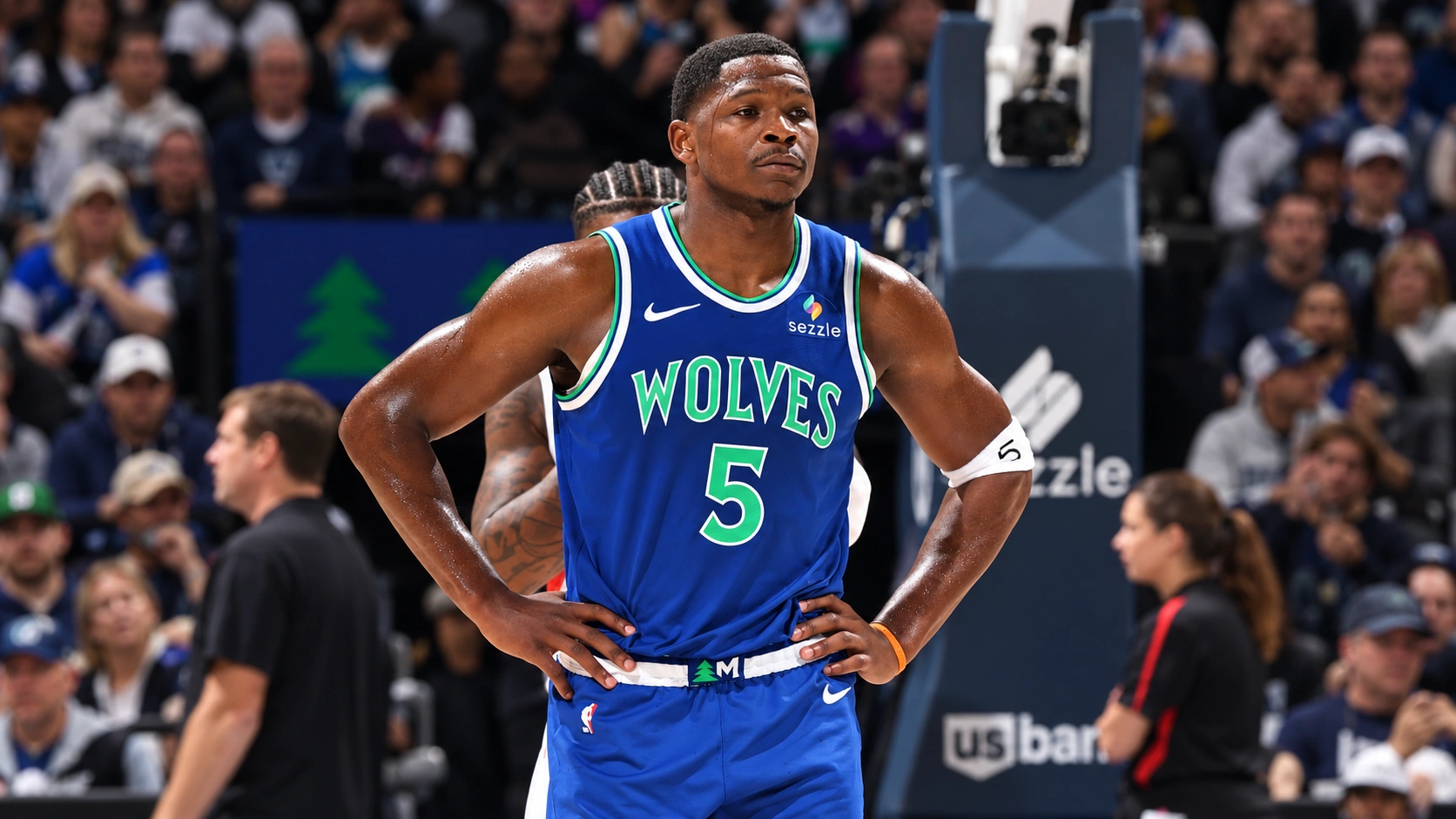 Anthony Edwards será operado y podría perderse dos meses de NBA